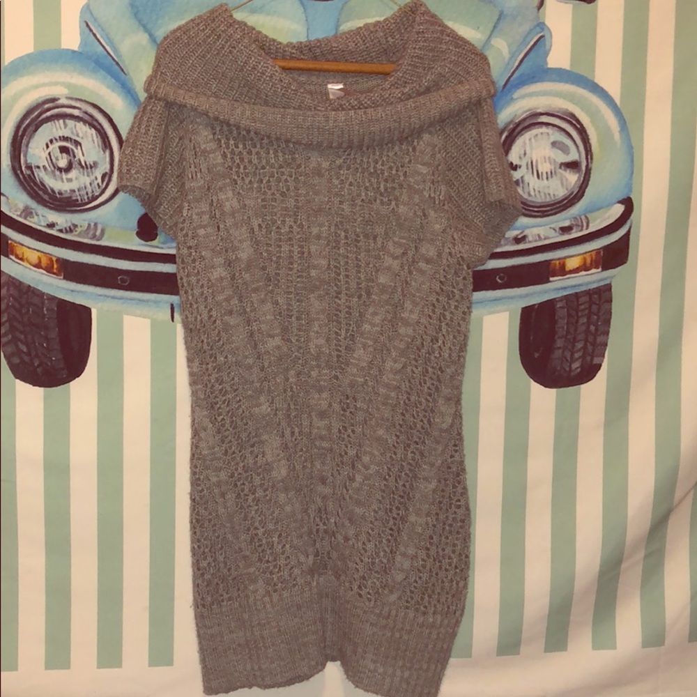 Extra large mesh-like mini skirt! Medium cardigan!